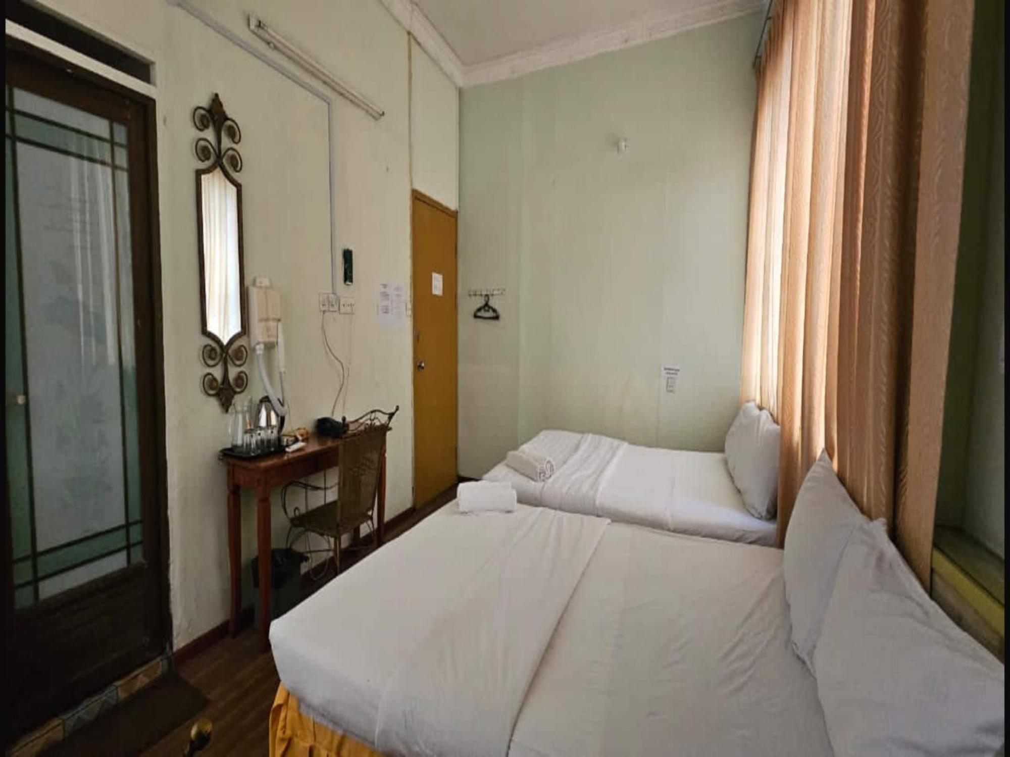 Oyo 90979 Sianglory Inn 코타키나발루 외부 사진