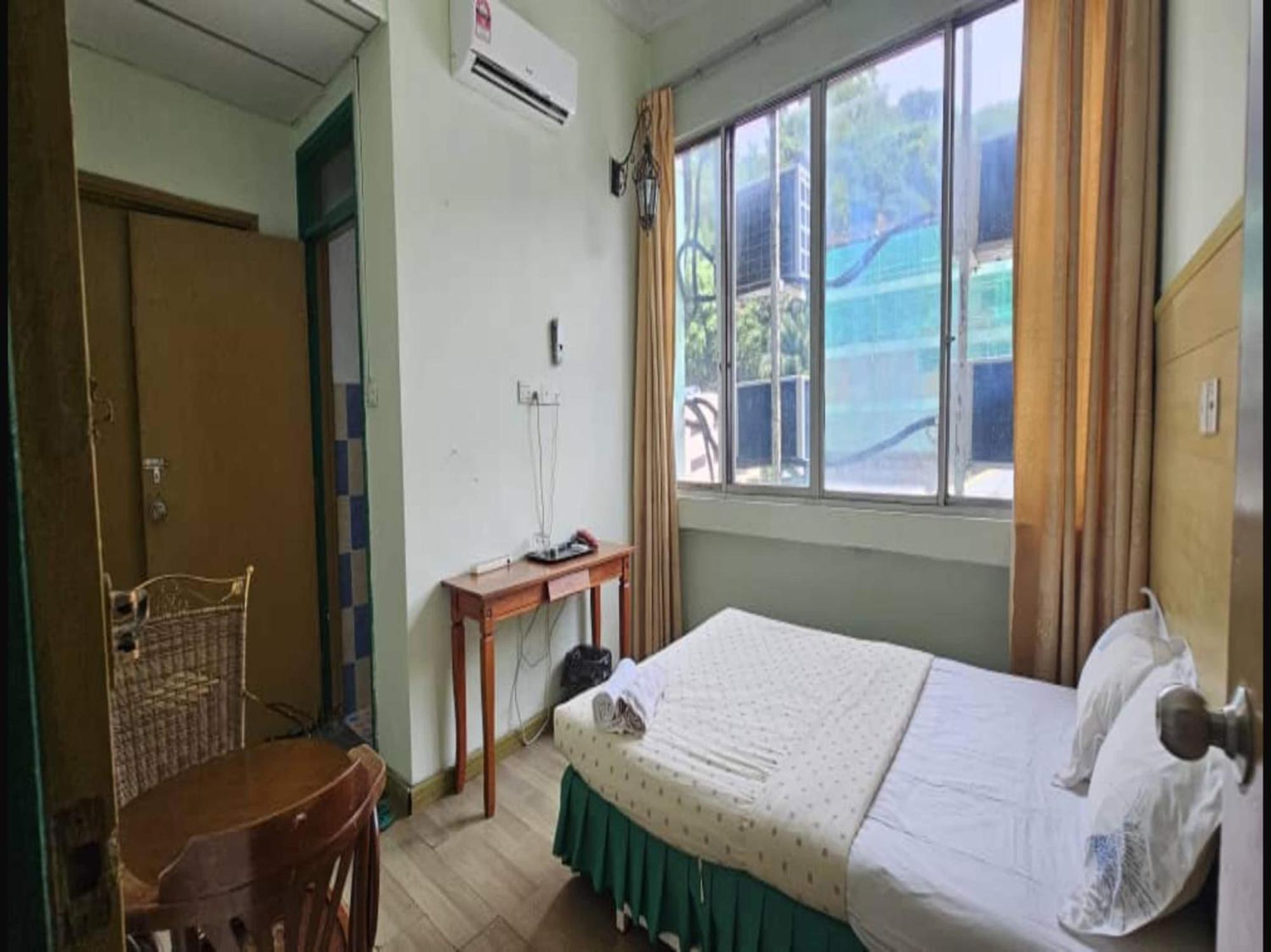 Oyo 90979 Sianglory Inn 코타키나발루 외부 사진