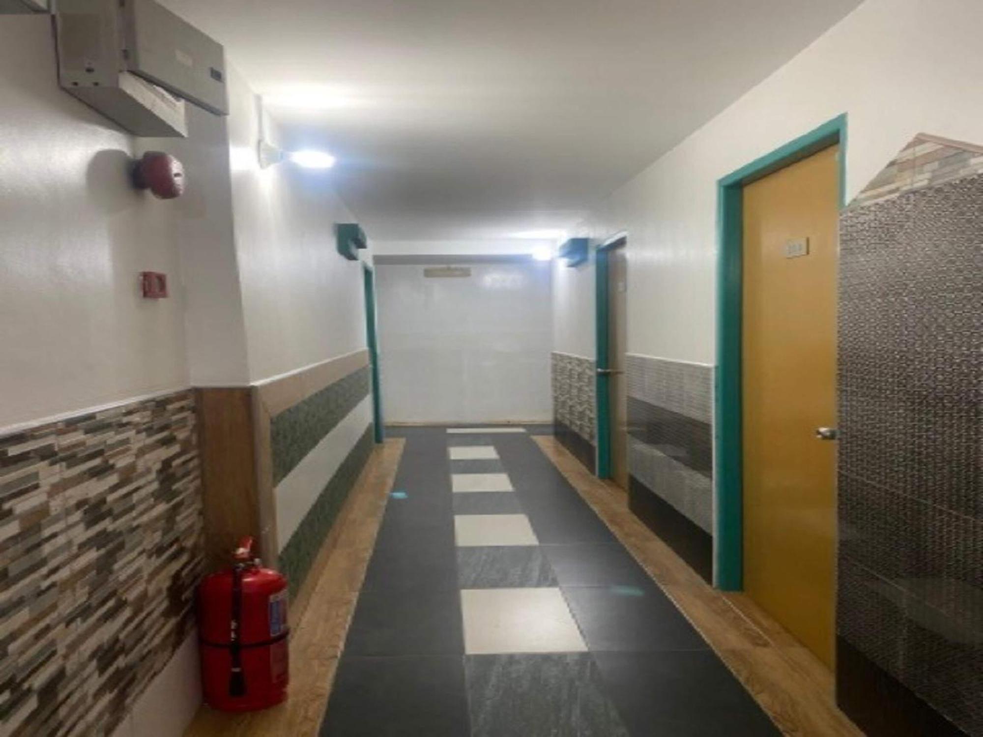 Oyo 90979 Sianglory Inn 코타키나발루 외부 사진